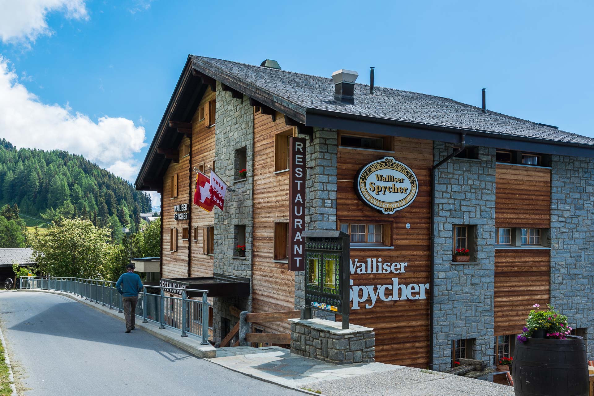 Eventlocation - Swiss Chalet-Style Hotel "Walliser Spycher"