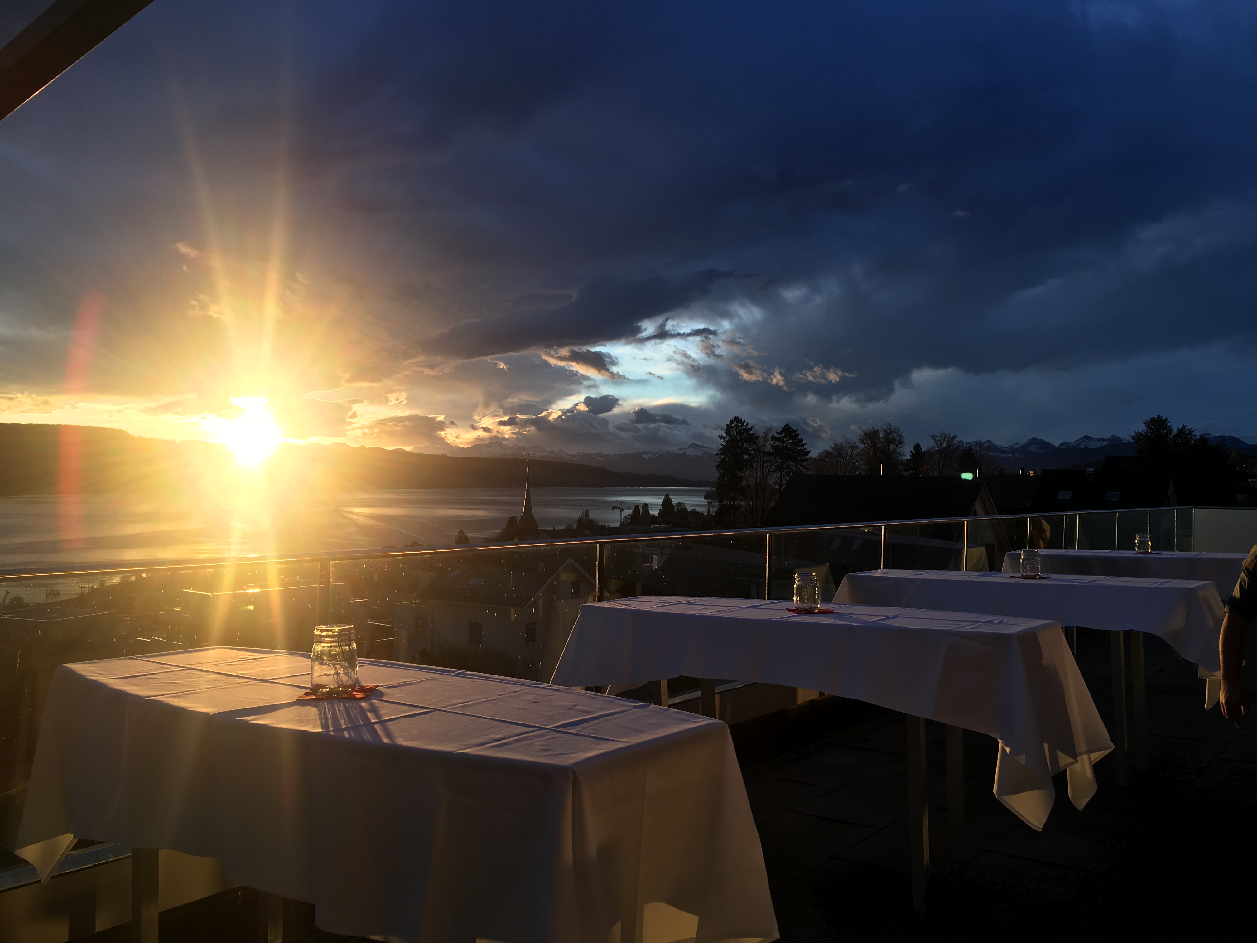 Eventlocation - NIV’AU LAC - Die Location am Zürichsee