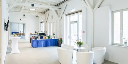 Eventlocations - Technik vorhanden: WLAN - Oberkrämer - BlauArt Tagungshaus