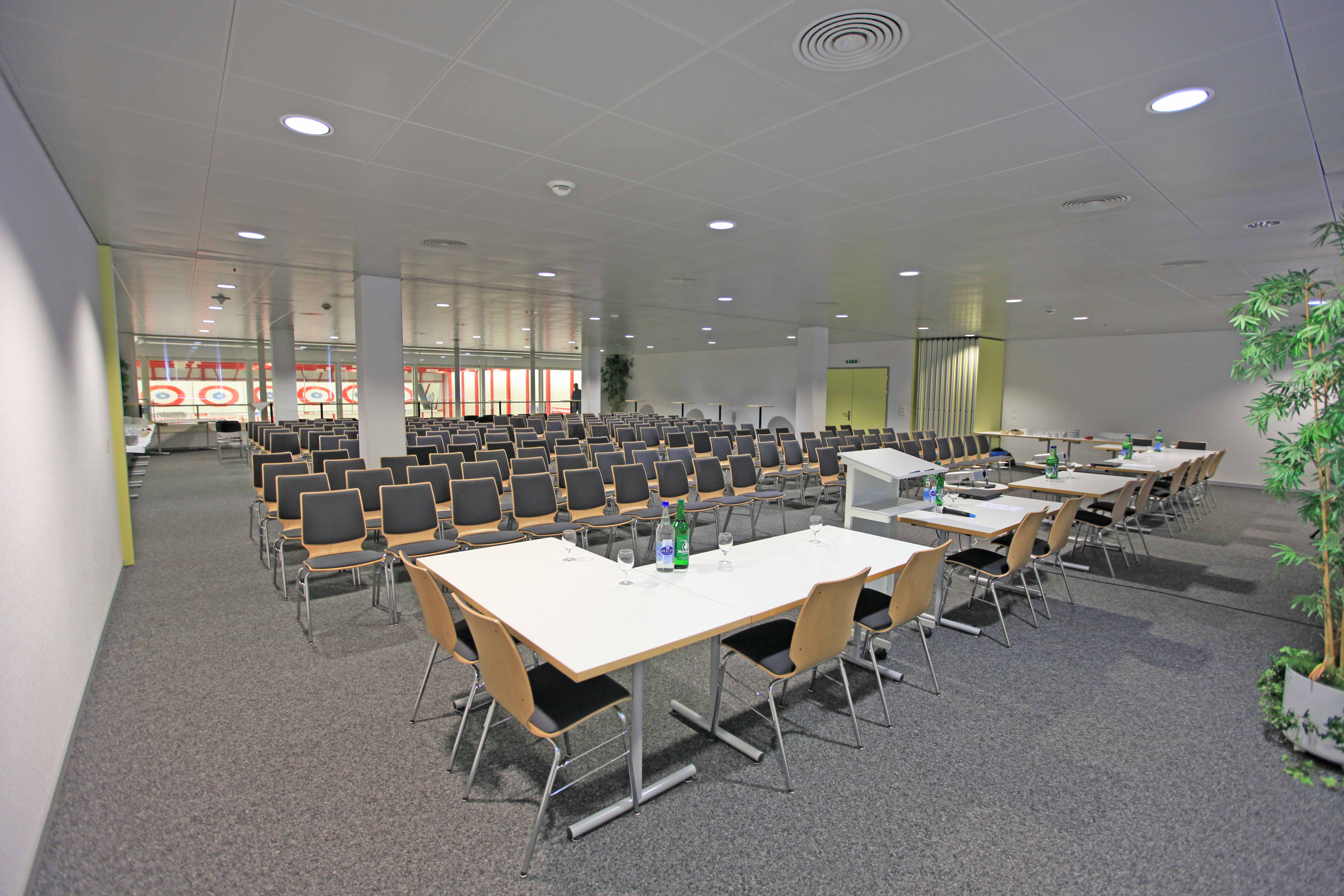 Eventlocation - Eventhalle & Seminarräume - Curling Bahn Allmend AG