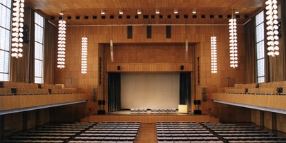 Eventlocations - Location für:: Tagungen & Kongresse - Rottmersleben - Stadthalle Magdeburg