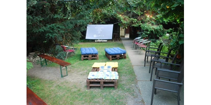 Eventlocations - Location für:: Party - Österreich - Garten Outdoor-Kino - Metamorphosys - Place of Bliss - Seminarhaus / Eventlocation / Therapieräume