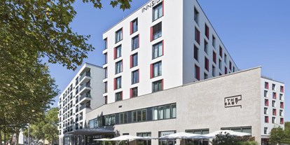 Eventlocations - Zimmerausstattung: Telefon - Außenansicht - INNSiDE Hotel Frankfurt Ostend