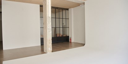 Eventlocations - Locationtyp: Fahrzeug - Unterföhring - studio two - nakedstudios