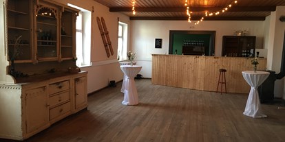 Eventlocations - Indoor - Wettstetten - Bar und Tanzbereich - Gasthaus zur alten Burg Hütting 