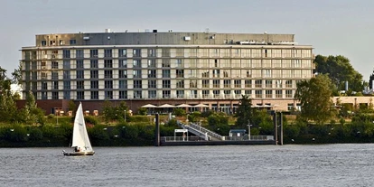 Eventlocations - Tagungstechnik im Haus: Leinwände - Bendestorf - The Rilano Hotel Hamburg