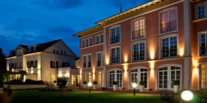 Eventlocations - Tagungstechnik im Haus: Leinwände - Welcome Hotel Villa Geyerswörth