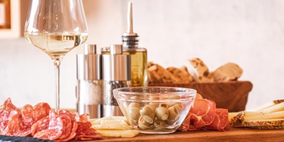 Eventlocations - Lörrach - Schinken-Käse-Salami Platte - coffee&wine Auggen