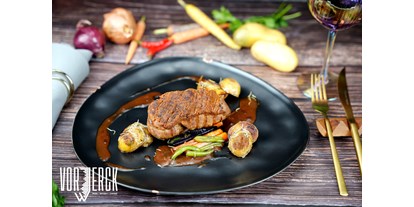 Eventlocations - Königs Wusterhausen - Als Hauptspeise ein saftiges Steak - es soll das Beste in Berlin sein. - Restaurant Vorwerck