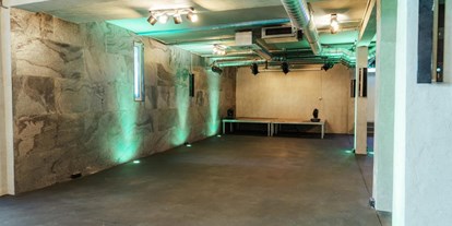 Eventlocations - Technik vorhanden: Lichttechnik - Moos (Ansfelden) - Mehrzweckhalle Linz