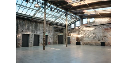 Eventlocations - Location für:: Ausstellung - Hohen Neuendorf - Halle B Studio 2
417qm - Wilhelm Studios