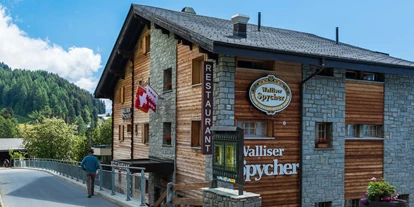 Eventlocations - Saas-Grund - Swiss Chalet-Style Hotel "Walliser Spycher"