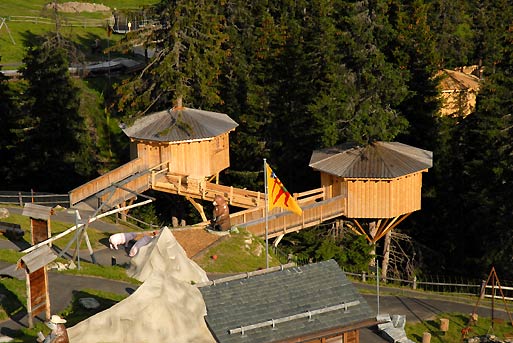 Eventlocations - Serneus - Baumhaus Baumhüttenhotel