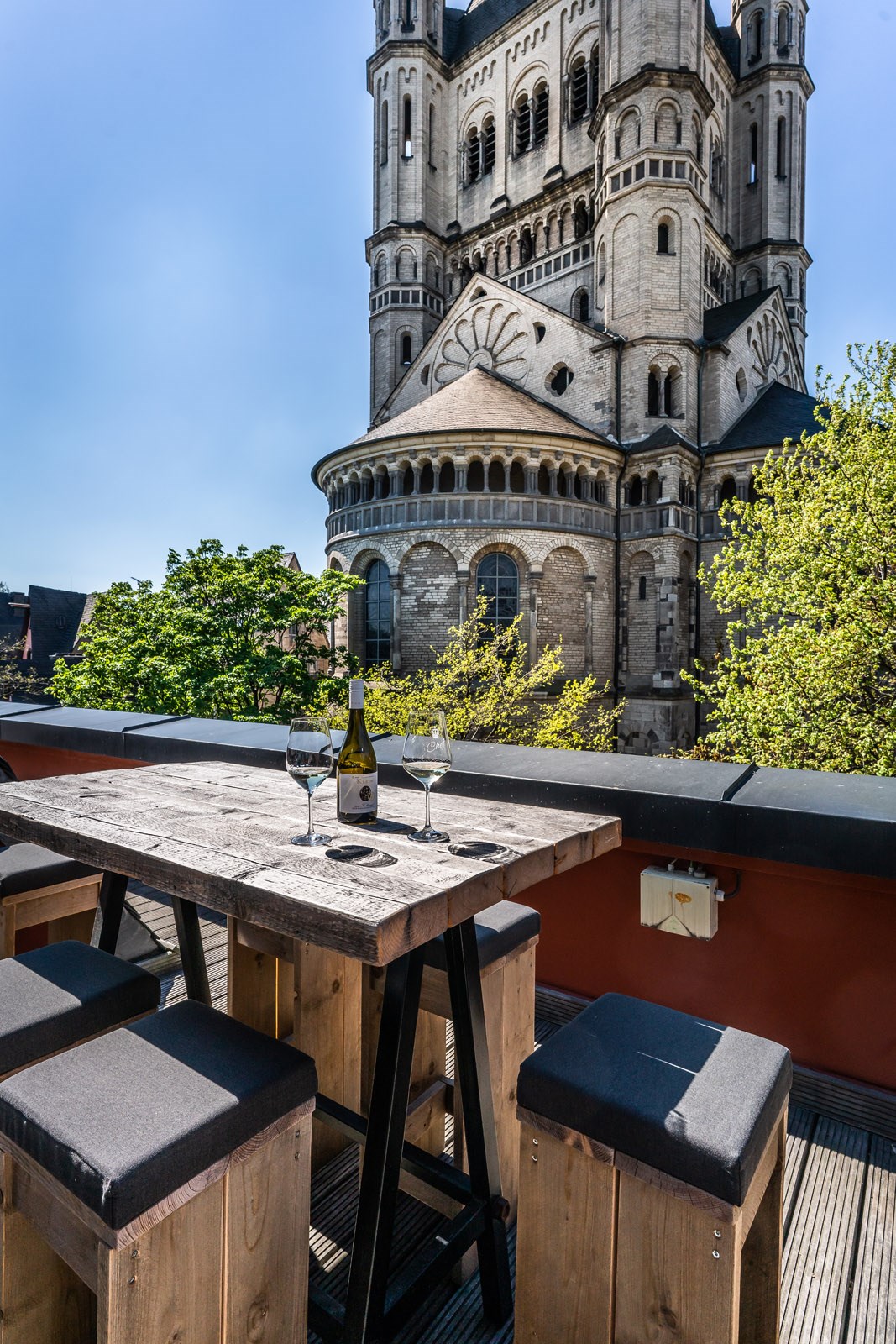 Location: Dachgarten Rheinloft Cologne - Blick auf die Kathedrale Groß St. Martin

 - Rheinloft Cologne