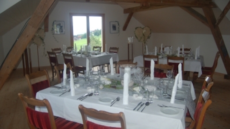 Eventlocations - Beckenried - Kuhstall  - Partyraum Gehren 