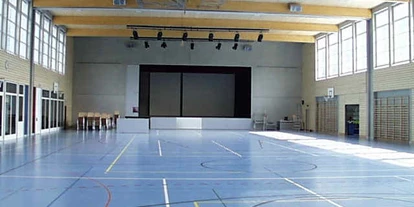 Eventlocations - Mollis - Mehrzweckhalle Kirchbünte
