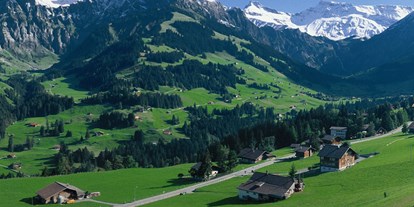 Eventlocations - PLZ 3775 (Schweiz) - Hari's Chalets