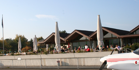 Eventlocations - Küttigen - Raumvermietung - Hangar - Flugplatz Birrfeld