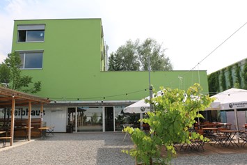 Eventlocation: Treibhaus Jugendkulturhaus