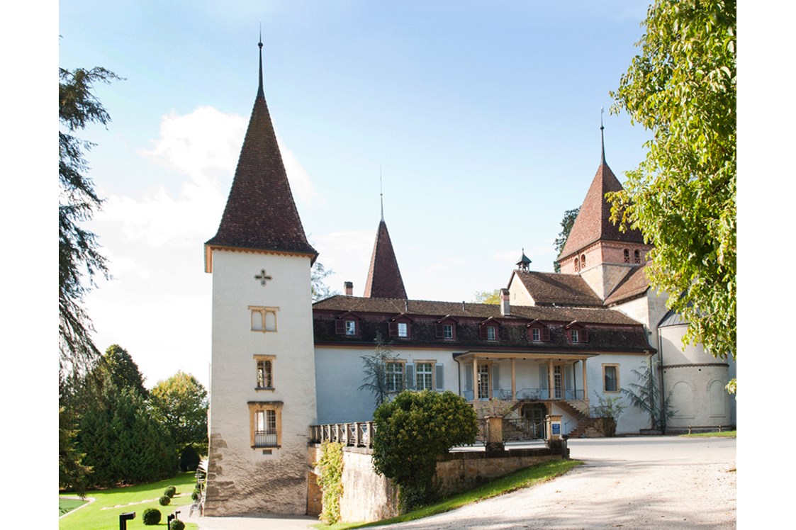 Eventlocation: Schloss Münchenwiler - Hochzeiten Bankette Seminare