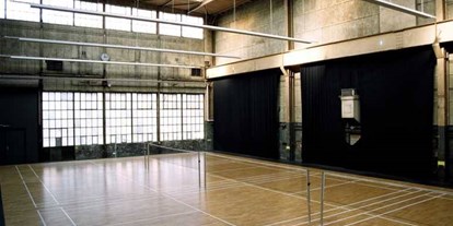 Eventlocations - PLZ 8207 (Schweiz) - Badminton Eventhalle Winterthur