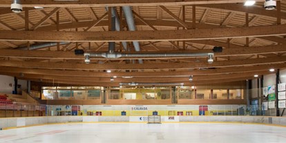 Eventlocations - Graubünden - Eishalle Gurlaina