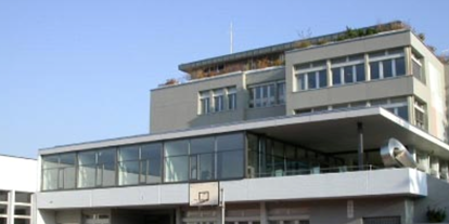 Eventlocations - Pfäffikon SZ - Turnhalle und Singsaal Schulhaus Dorf