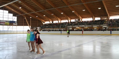 Eventlocations - Gänsbrunnen - Eissport- und Freizeithalle