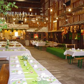 Eventlocation: Lützelhof Party Tenne für Events Hochzeit Feste