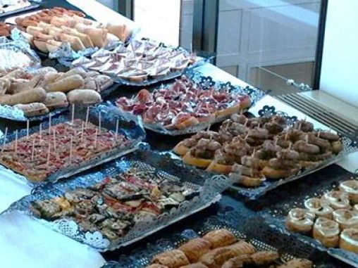 catering: Fair Appearance
