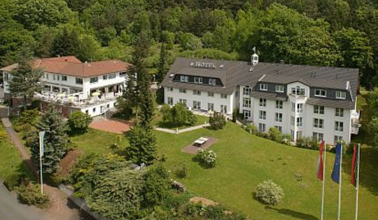 Eventlocations - Hoteleinrichtungen: Tiefgarage - Weimar (Marburg-Biedenkopf) - Ringhotel Bellevue