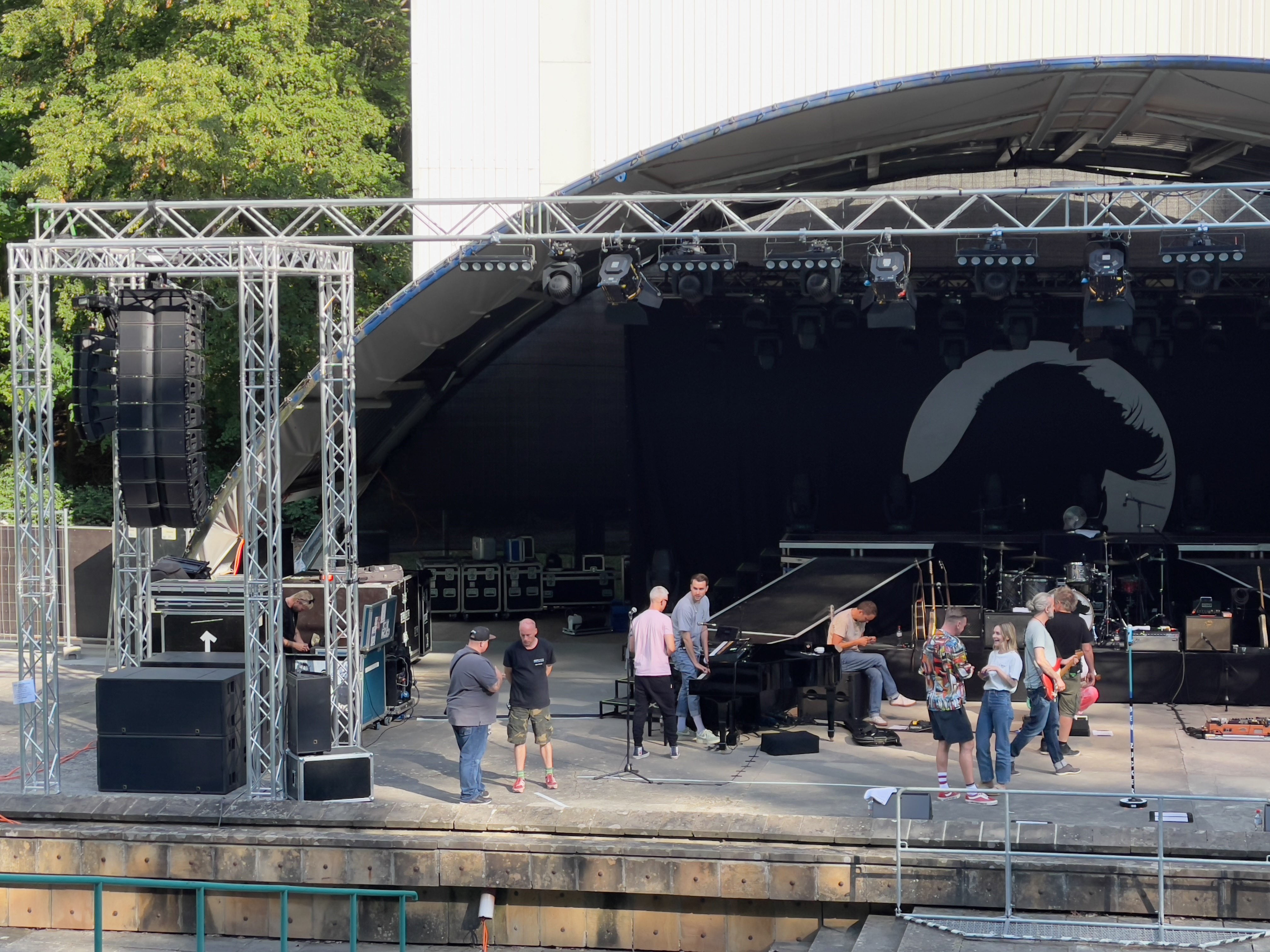 veranstaltungstechnik mieten: Soundcheck Ben Zucker
Freilichtbühne  
Veranstaltungstechnik Eisenhüttenstadt Beeskow Guben Forst Müllrose Fürstenwalde Frankfurt/Oder Cottbus Neuzelle - ML Media