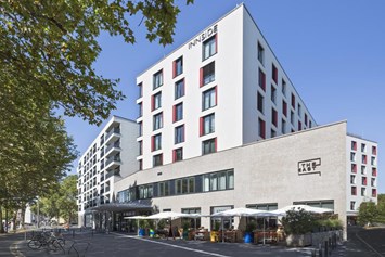 Tagungshotel: Außenansicht - INNSiDE Hotel Frankfurt Ostend