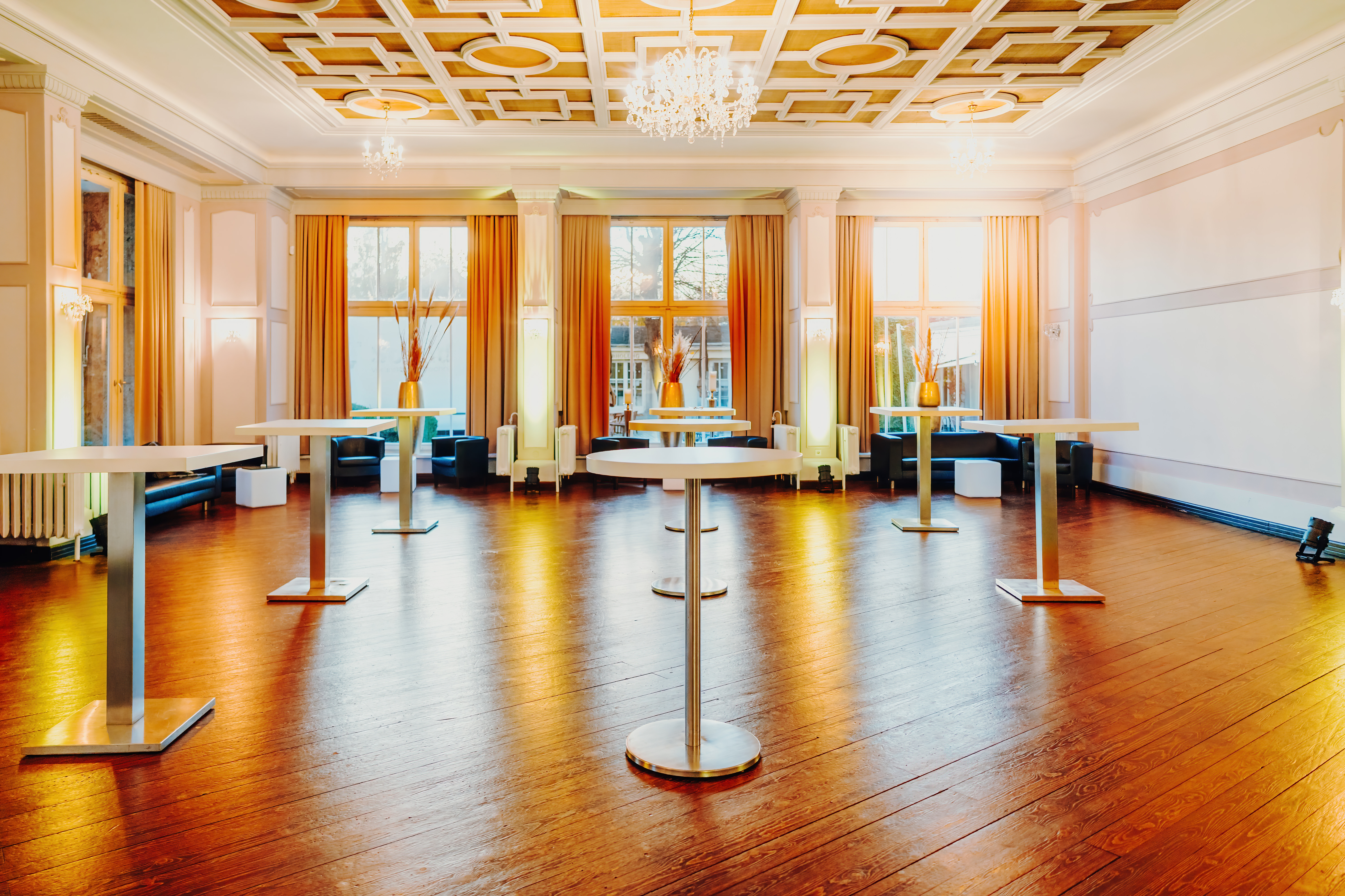 Eventlocations - Sachsen - Parkschloss Leipzig Eventlocation I Orangerie mit Blick in den Park - Parkschloss Leipzig