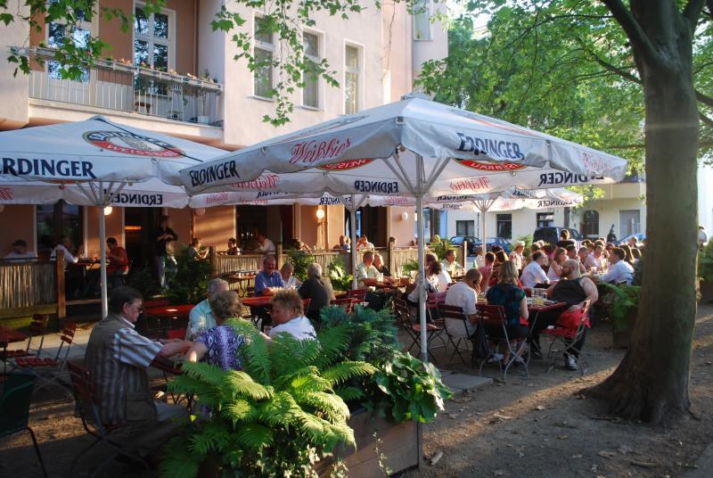 Locations: Restaurant Schnitzelei