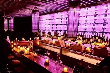 Eventlocation: 1880 Club Restaurant Bar