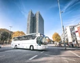Eventagenturen: Reisebus in Hamburg vor der Reeperbahn - Hanse Mondial