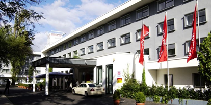 Eventlocations - Tagungstechnik im Haus: Leinwände - Frankfurt am Main - Intercity Hotel Frankfurt Airport