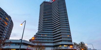 Eventlocations - Zimmerausstattung: Terrasse/Balkon - Hessen Süd - Leonardo Royal Hotel Frankfurt
