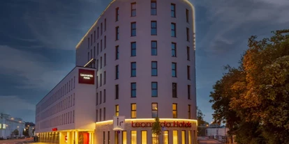 Eventlocations - Zimmerausstattung: Kosmetikspiegel - Deutschland - Leonardo Hotel Augsburg
