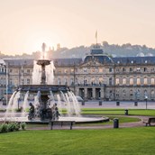Location - Mitten in der Innenstadt Stuttgarts befindet sich der Schlossplatz und das Neue Schloss - Stuttgart Convention Bureau