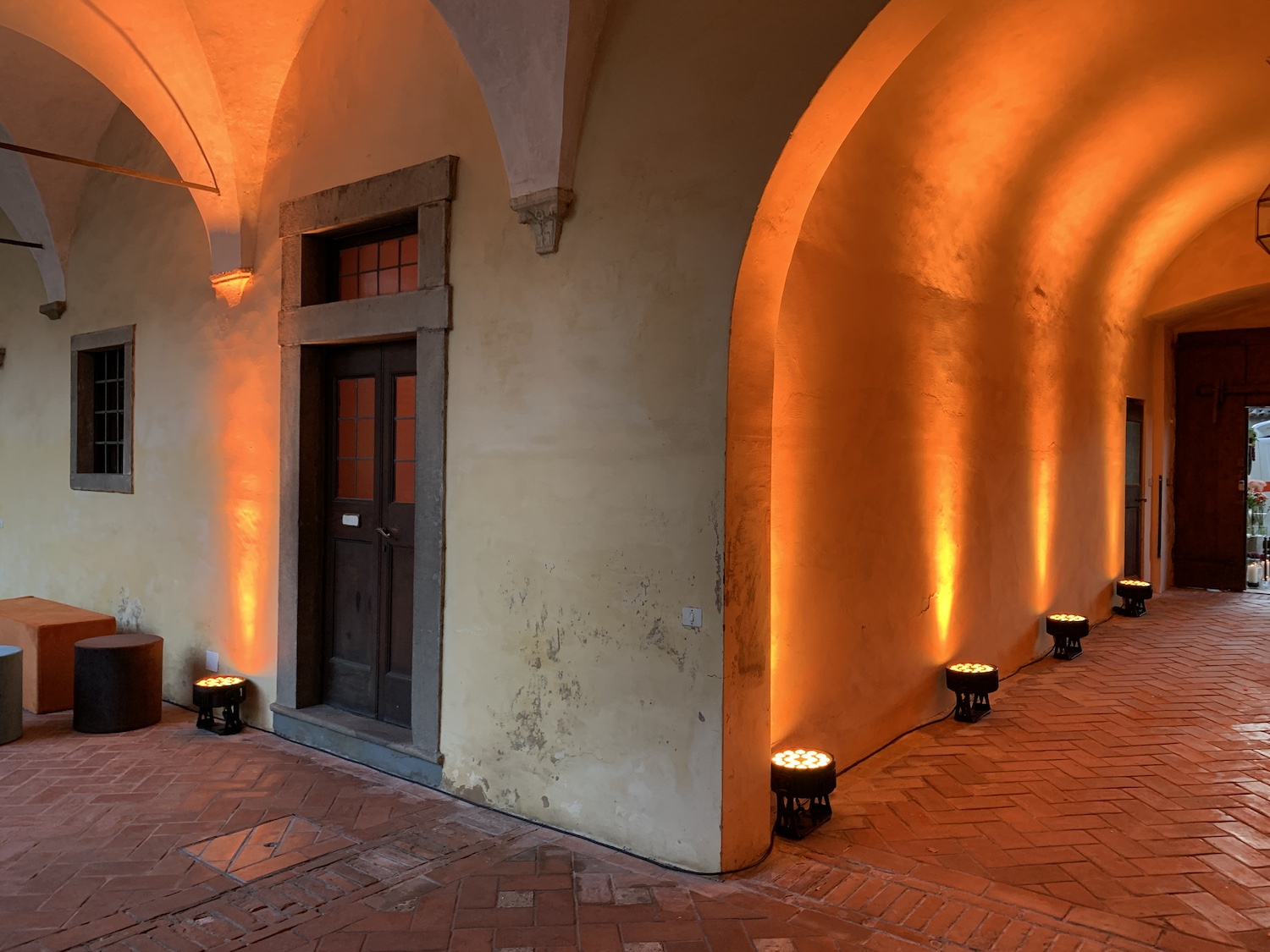 Eventlocations - Videotechnik: Watchout, Ventuz oder ähnliches - Stuttgart / Kurpfalz / Odenwald ... - Dekobeleuchtung deluxe... - RJE Sounds Veranstaltungstechnik