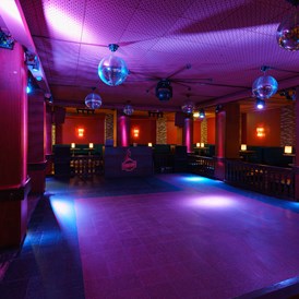 Eventlocation: Tanzsaal der legendären Kakadu Bar - Parkhotel Dresden
