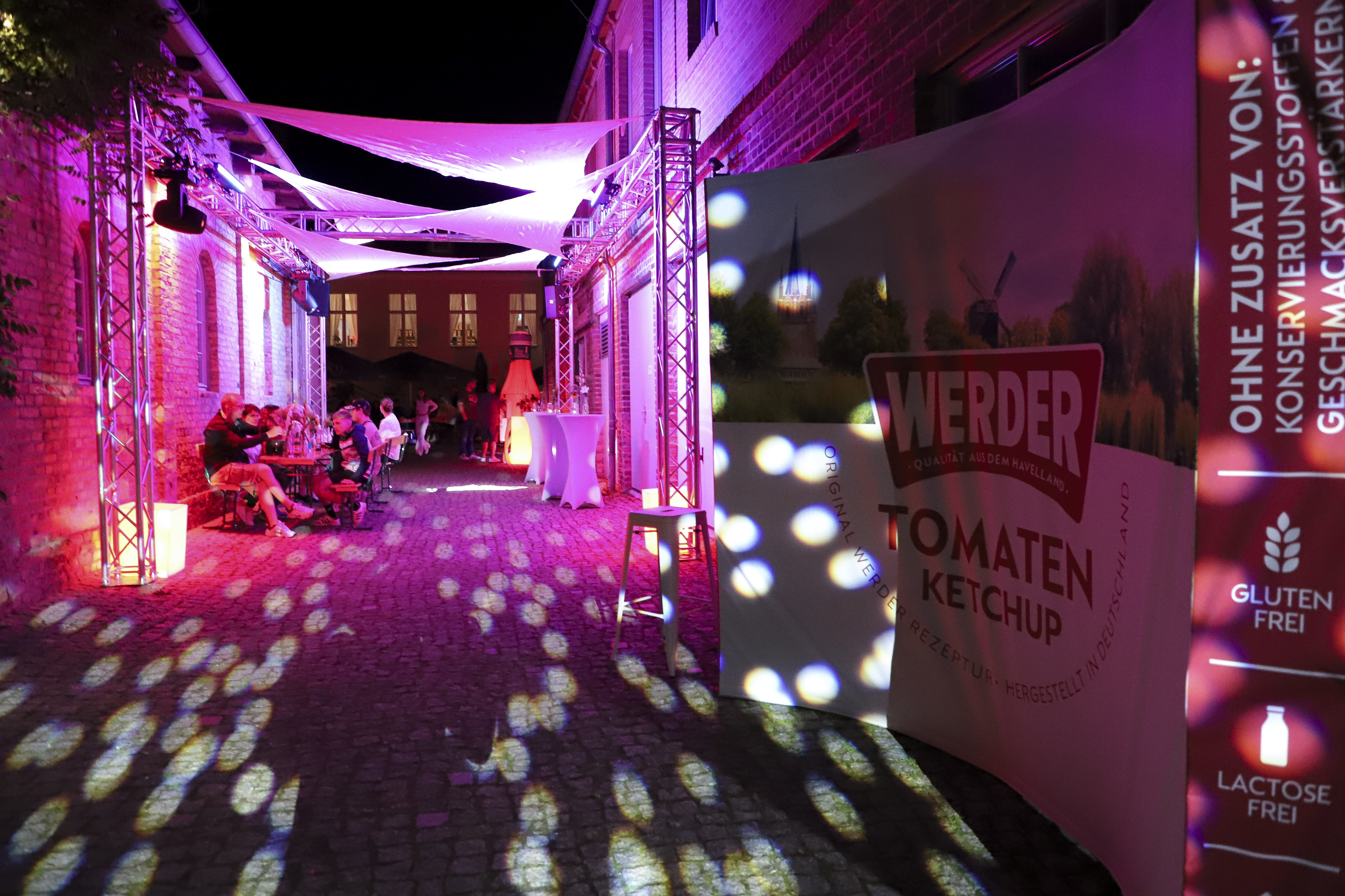 Eventlocations - Videotechnik: Bildschirme bis 65" - HAVEL TEC - Veranstaltungstechnik & Events