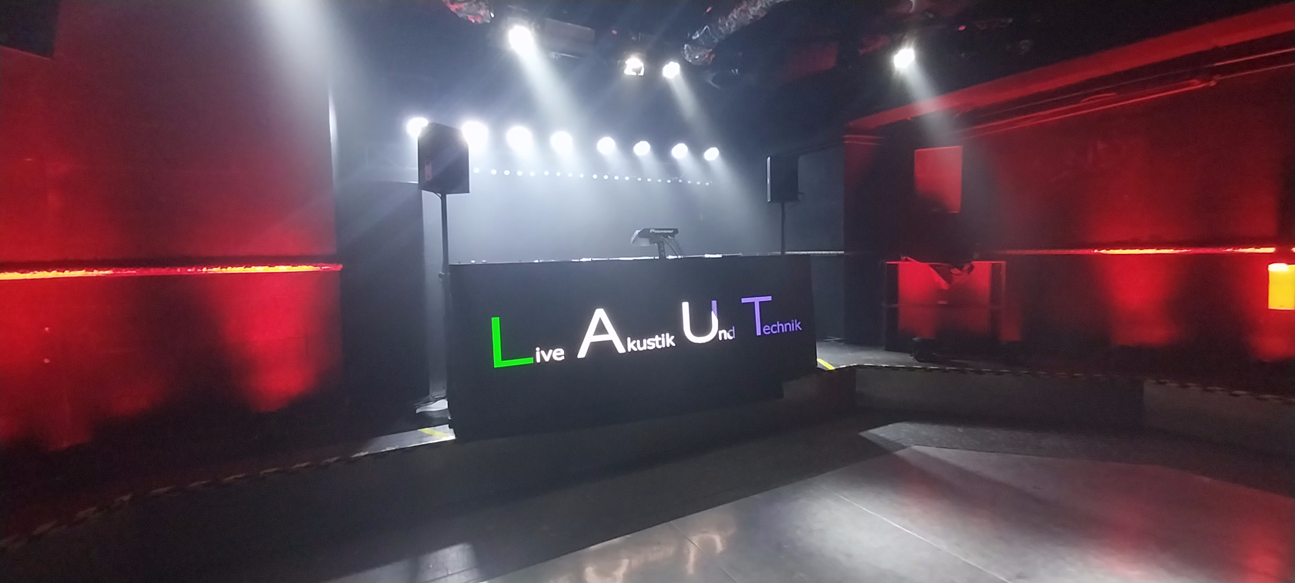 Eventlocations - Videotechnik: Nicht Vorhanden - Bayern - Live Akustik Und Technik