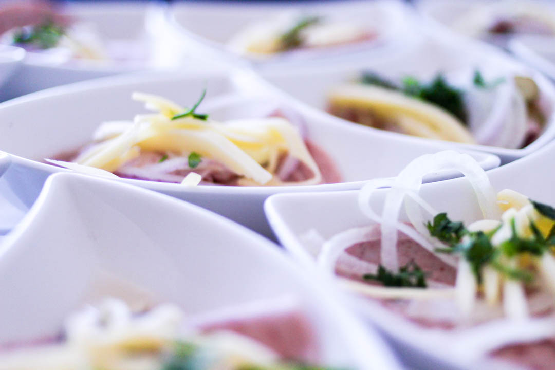 catering: GAVESI Event & Catering 